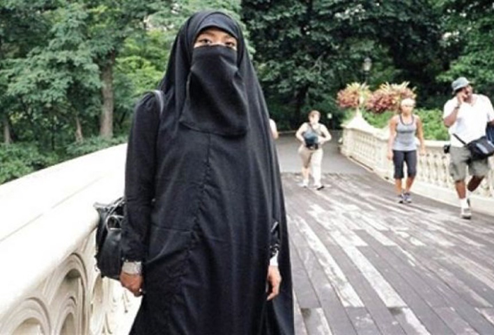 الصين تسن قوانين بشأن اللحي والنقاب لمكافحة التطرف في شينجيانغ