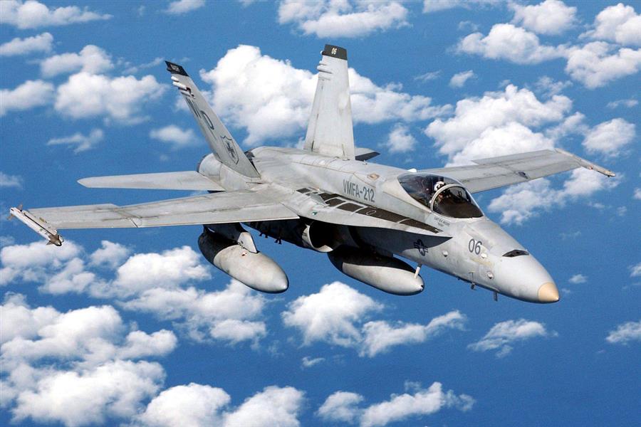 مصرع 4 طيارين أمريكيين .. والسبب عيوب قاتلة في F/A-18