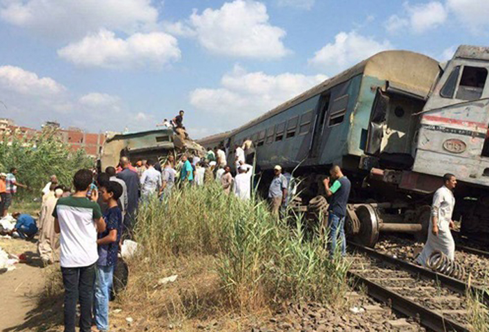 اجتماع طارئ بالبرلمان لبحث حادث تصادم قطاري الإسكندرية بحضور الوزير