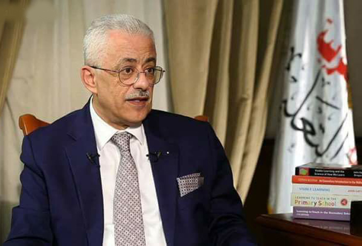 وزير التعليم يقرر إعفاء أبناء الشهداء من المصروفات الدراسية