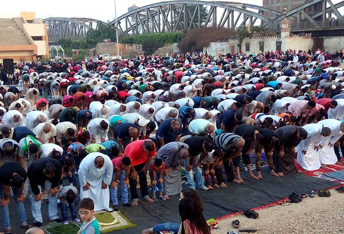 الفلك: صلاة عيد الأضحى فى القاهرة والجيزة فى الساعة الخامسة و57 دقيقة