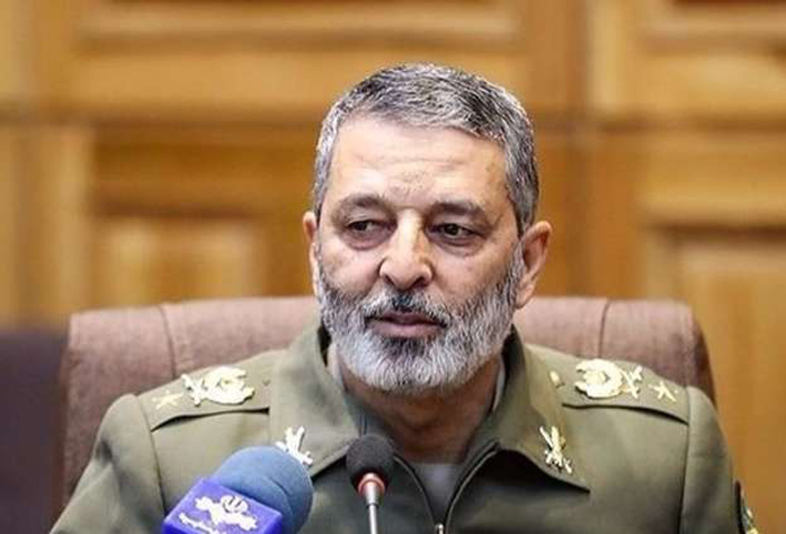قائد الجيش الإيراني يهدد بتسوية تل أبيب بالأرض