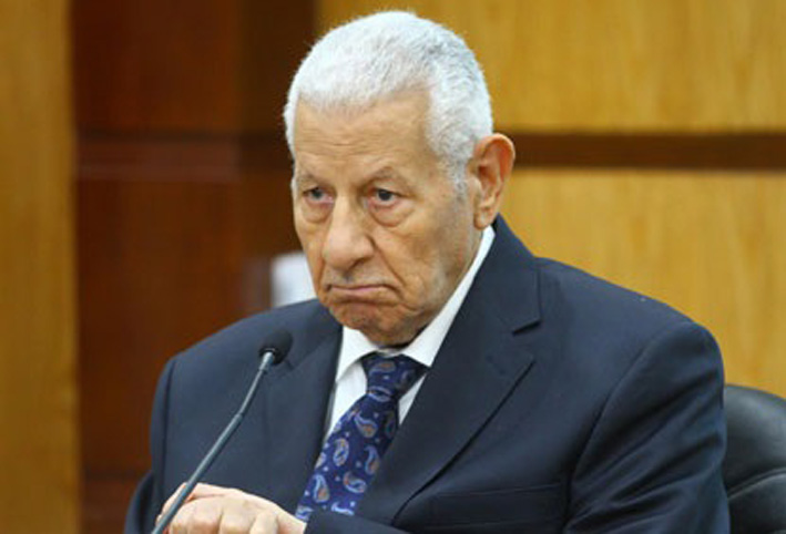 قال مكرم محمد أحمد، رئيس المجلس الأعلى لتنظيم الإعلام، إن مشروع قانون حرية تداول المعلومات، لم يرسل بعد لمجلس النواب، إلا عقب عقد ثلاث جلسات للحوار المجتمعي؛ لرصد الملاحظات والتعديلات على القانون من ا