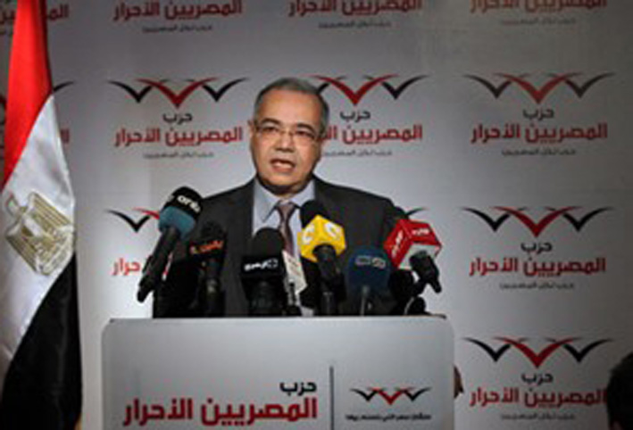 الدكتور عصام خليل رئيس حزب المصريين الأحرار