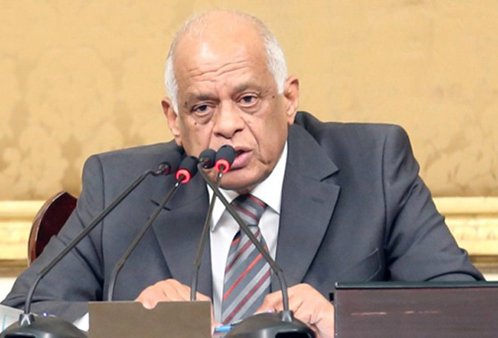 الدكتور على عبد العال