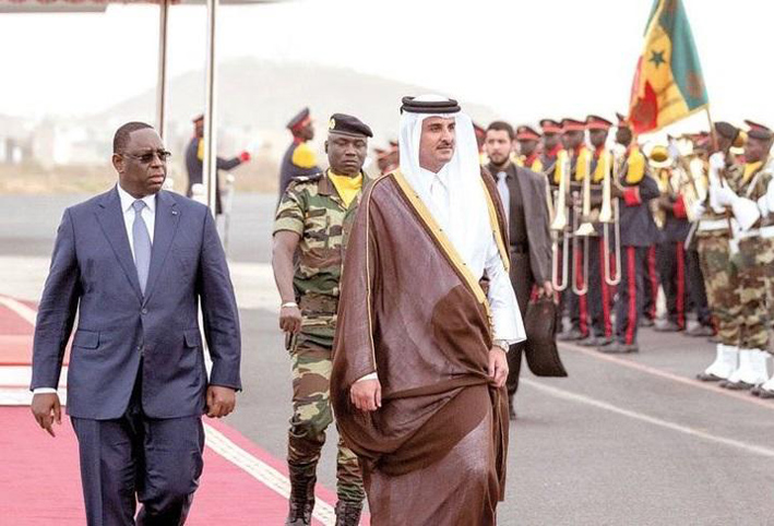 القدس والأزمة الخليجية تتصدران مباحثات أمير قطر بالسنغال
