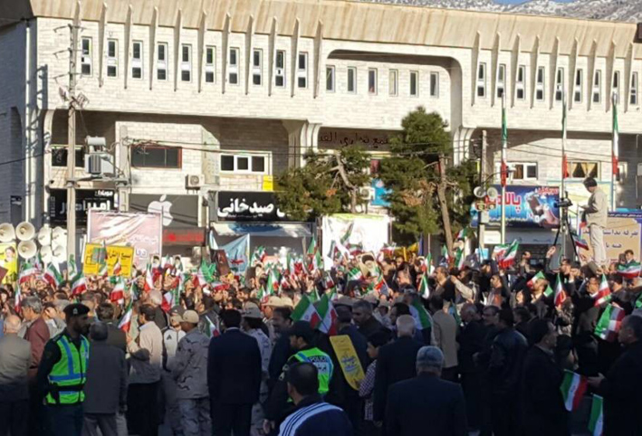 تطورات الوضع في إيران .. مسيرات مضادة للاحتجاجات تندد بأعمال الشغب