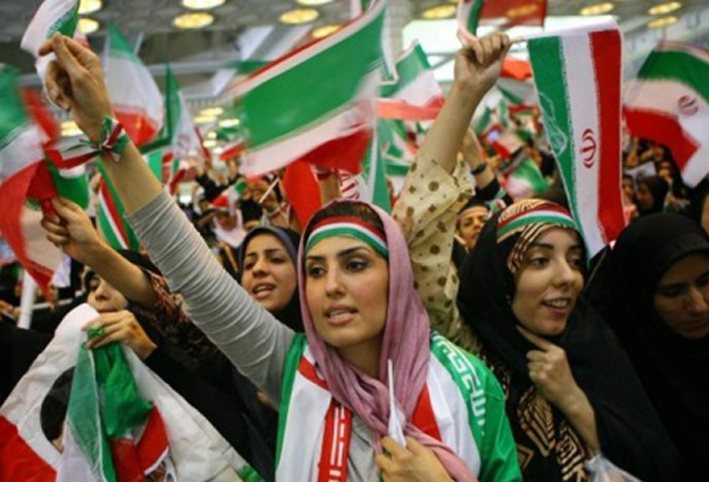 نيويورك تايمز: هكذا أشعلت ميزانية 2018 الثورة في إيران؟