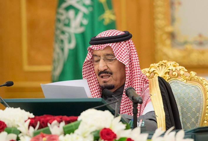 الملك سلمان يصدر توجيهاته بإيداع ملياري دولار أمريكي في حساب البنك المركزي اليمني