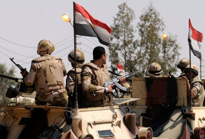 القوات المسلحة: مقتل 4 عسكريين و10 "إرهابيين" خلال عملية "سيناء 2018"