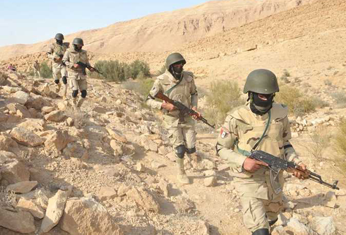 الجيش : مقتل 16 مسلحا خلال مواجهات مع القوات الأمنية في سيناء