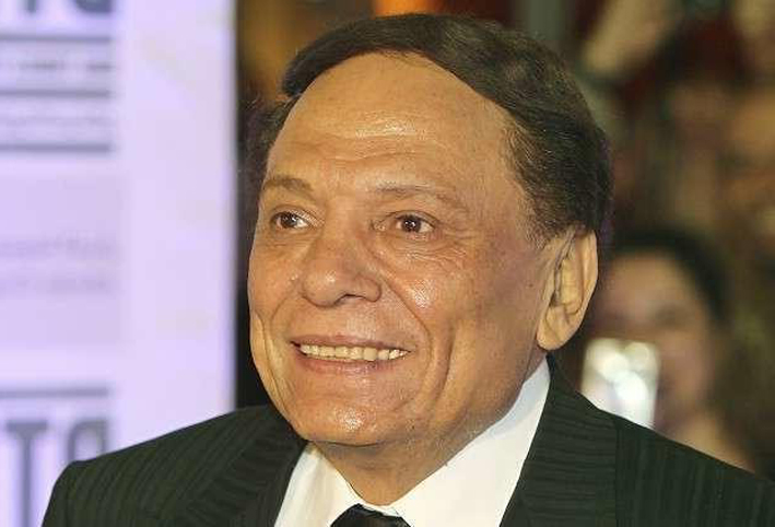 بالفيديو .. عادل إمام عن انتخابات مصر: "ما فيش حد غيري؟"