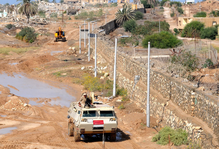 الجيش يعلن مقتل 6 مسلحين وعسكريين في شمال سيناء