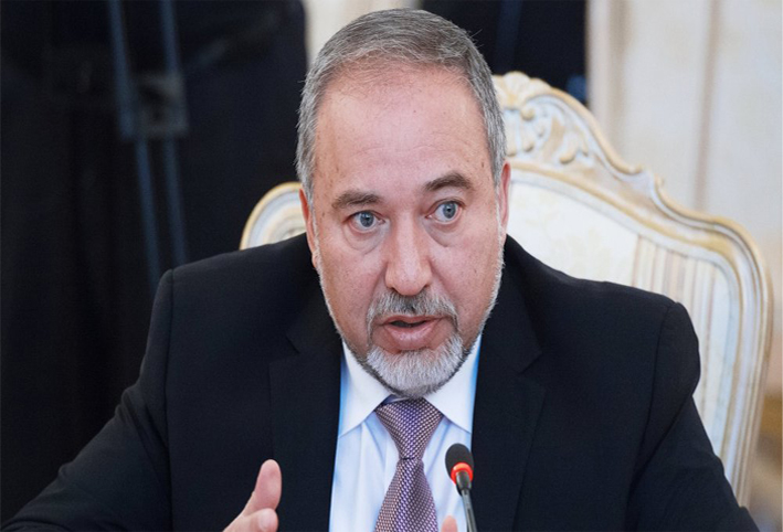 ليبرمان: إسرائيل ضربت كل البنية التحتية الإيرانية في سوريا