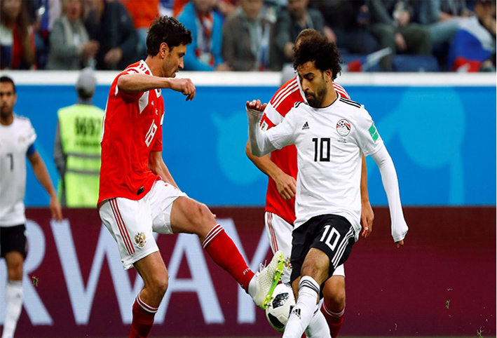 محمد صلاح يكشف حقيقة الخلافات والانسحاب من المعسكر في المونديال