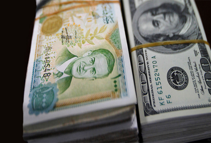 الليرة التركية تتراجع أمام الدولار عقب بيانات التضخم