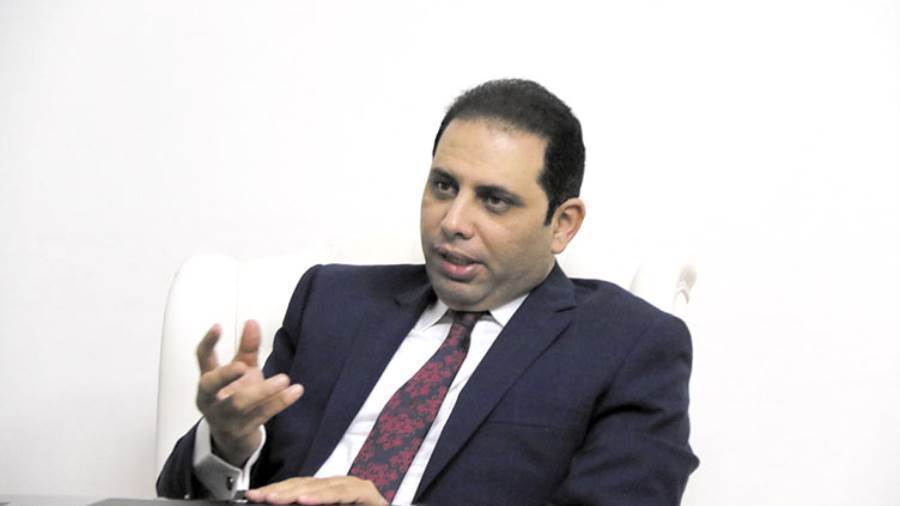 الدكتور ياسر حسان اقتصادي وقيادي بحزب الوفد المصري