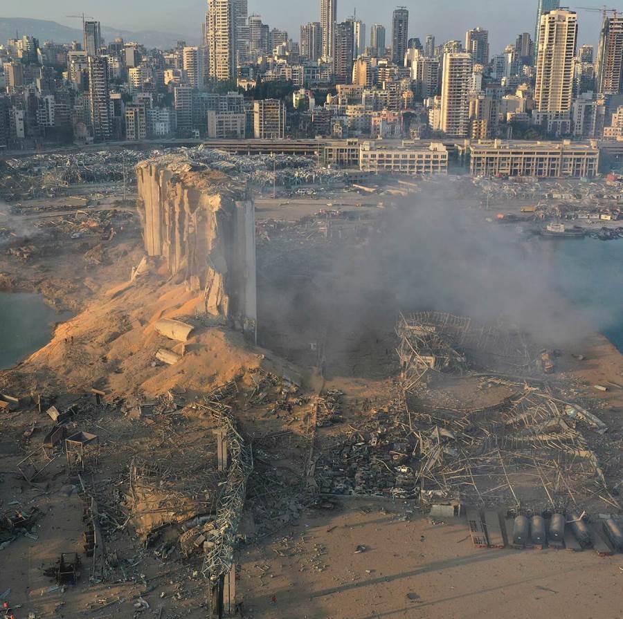 وثائق تكشف: مسؤولون حذروا قيادات لبنان خلال يوليو من متفجرات المرفأ