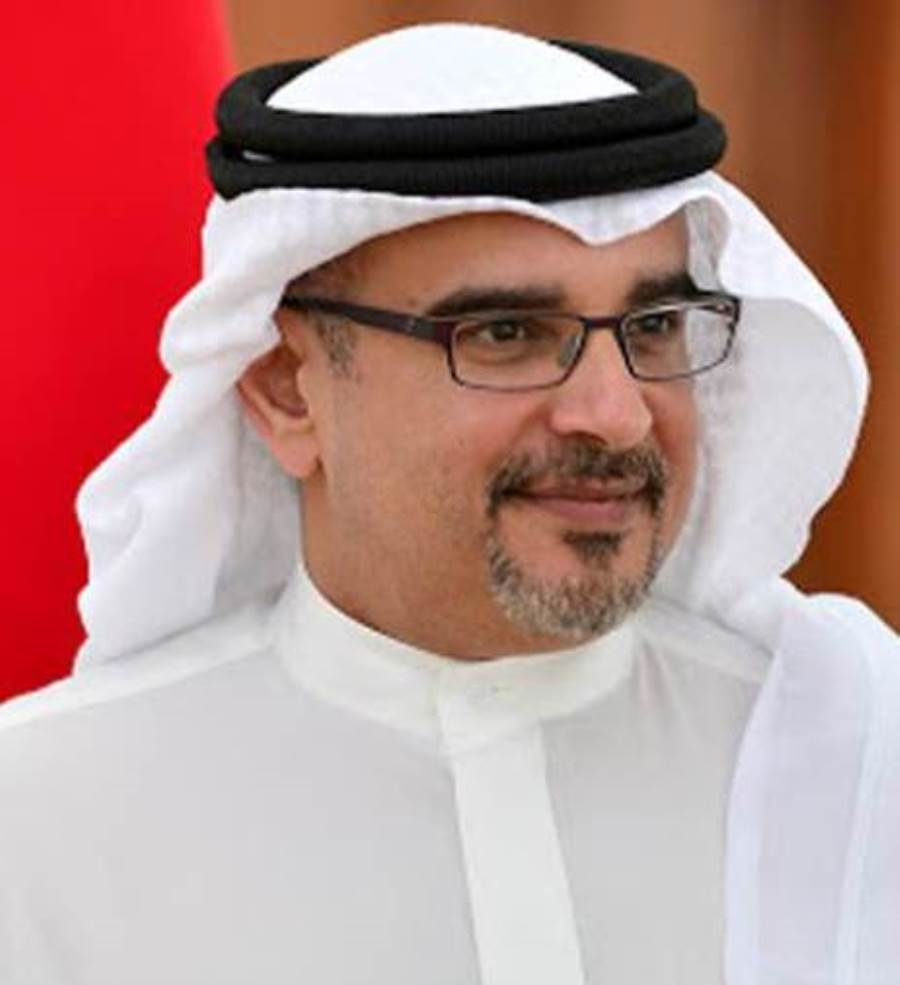 تنصيب ولي عهد البحرين رئيساً للوزراء.. خبرات وإنجازات