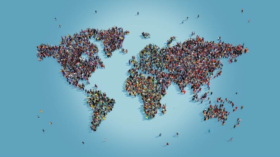 مقال بقلم د/ ياسر حسان: توقعات حول النمو السكاني للعالم