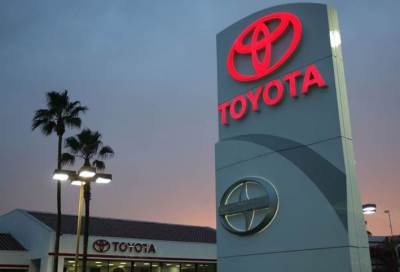 "تويوتا" تعتزم إنتاج السيارات في السعودية