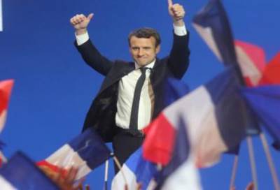 "يديعوت أحرونوت": مسلمو فرنسا يدعمون "ماكرون" بسبب عداء "لوبان" غير المبرر