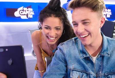 "إيباي" ترعى برامج الراديو الصباحية