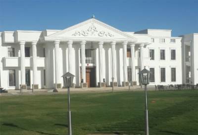 ترامب .. و"غرفة حرب" لمعالجة قضية "اتصالات روسيا"