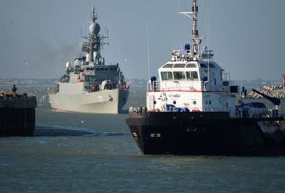 إيران تخصص ميناء بوشهر للتبادل الاقتصادي مع قطر