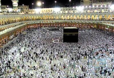 السعودية تنفي منع القطريين من دخول المسجد الحرام