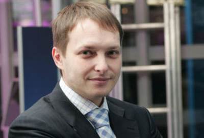 بقلم ليونيد بيرشيدسكي: ما لم ينجزه هيلموت كول