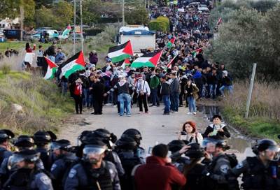 الجيش الإسرائيلي يجهز 5 كتائب لـ"جمعة النفير"