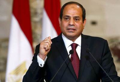 «السيسي» لمن يتدخل في شؤون مصر: «تقدروا أنتم على مصروفها .. شعبها لن يسمح بذلك»