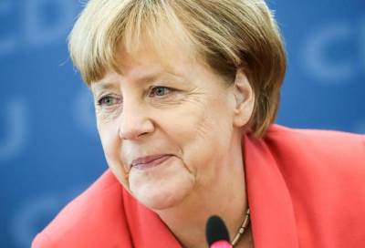 بعد فوزها .. ميركل تبدأ مهمة صعبة لتشكيل ائتلاف جديد