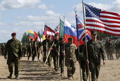 "إسرائيل ديفينس":"الناتو" يقيم قوة عسكرية متعددة الجنسيات جديدة فى رومانيا لمواجهة التحركات الروسية