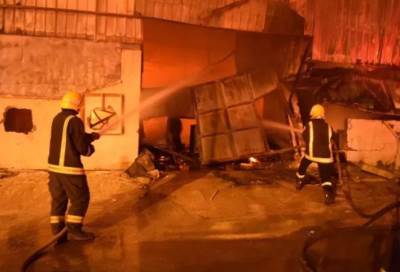 مصرع 10 أشخاص وإصابة 3 في حريق بالرياض