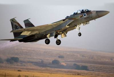 إسرائيل تقصف 3 مواقع تابعة للجيش السوري 