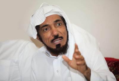السعودية تمنع أسرة الداعية سلمان العودة من السفر