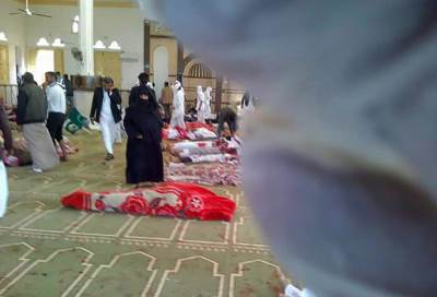 صحيفة إسرائيلية: صلاة الجمعة فى مصر تتحول إلى "حمام دماء"