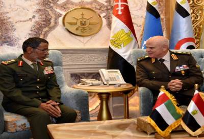 رئيس أركان حرب القوات المسلحة يستقبل رئيس أركان القوات المسلحة الإماراتية