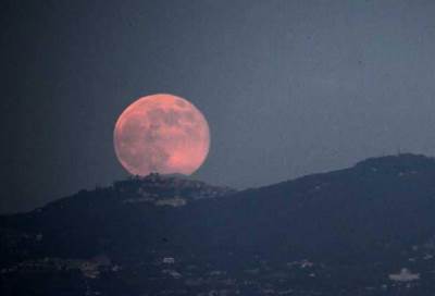 رأس السنة على موعد مع ظاهرة كونية نادرة