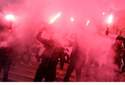 تواصل الاحتجاجات في تونس اعتراضا على زيادة الأسعار والضرائب 