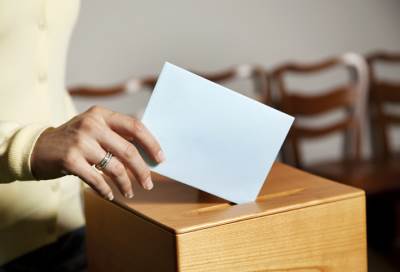 محافظ القاهرة: كاميرات مراقبة على كل المباني المحيطة بمقرات الانتخابات