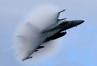 الجيش الإسرائيلي يعلن عن تعرض إحدى طائراته الاستطلاعية لقذيفة سورية