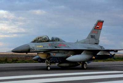 بالفيديو .. إحباط القوات الجوية لعملية اختراق الحدود الغربية وتدمير 10سيارات محملة بالاسلحة