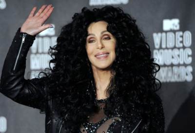 مطربة أمريكية شهيرة تدعو محمد بن سلمان للإفراج عن هذا الأمير السعودي!