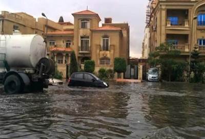 نائب برلمانى يطالب بتشكيل لجنة تقصى حقائق بشأن أزمة الأمطار في القاهرة الجديدة 