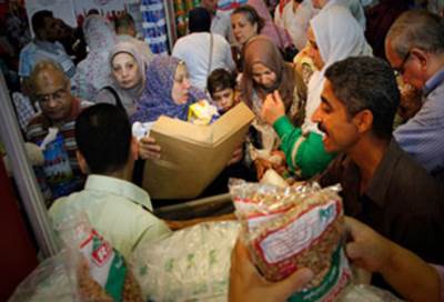 إقبال كبير على معرض "أهلا رمضان" فى يومه الرابع