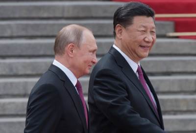 مجلة أمريكية: روسيا والصين يحضران "كابوسا" يهدد الولايات المتحدة