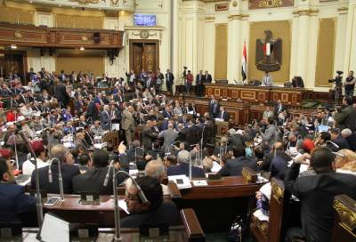 البرلمان يحيل طلب تعديل مادة "مدة الرئاسة" في الدستور للجنة العامة